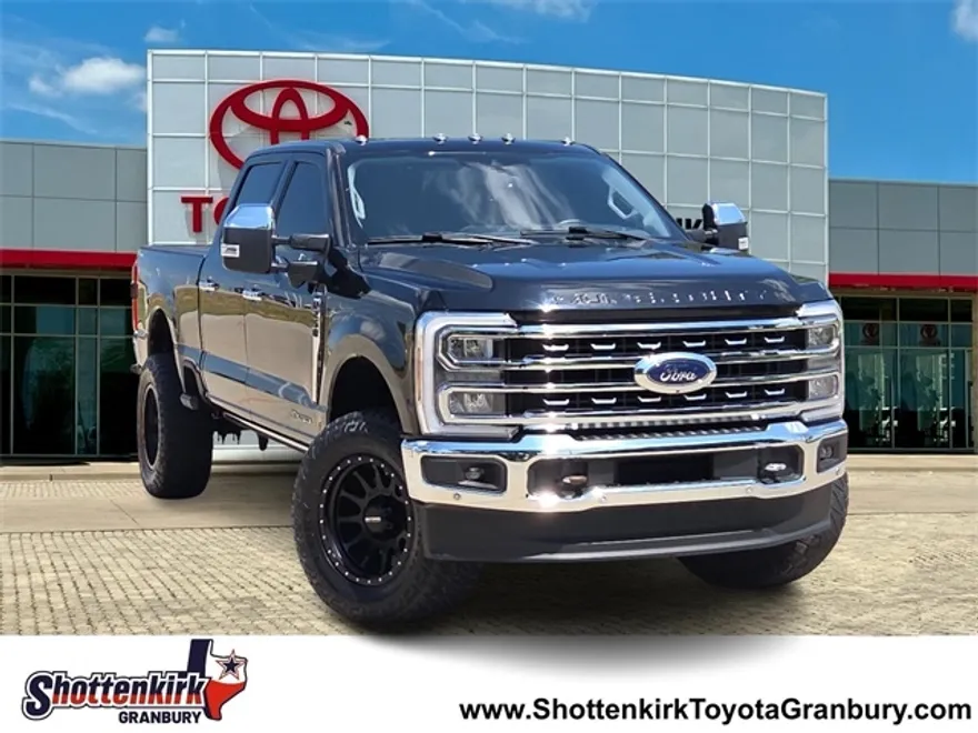 2023 Ford F-250 photo 1