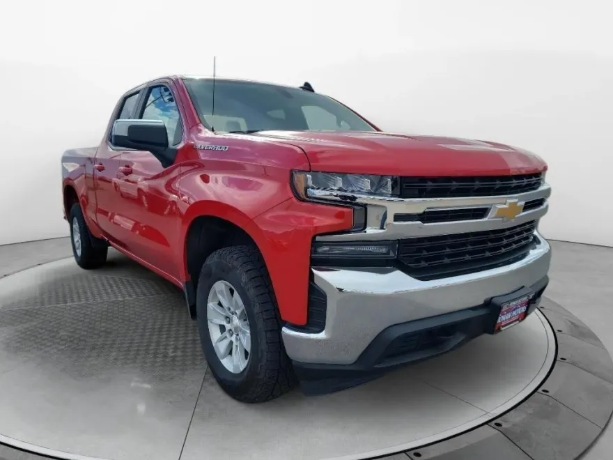 2019 Chevrolet Silverado 1500 LT photo 1