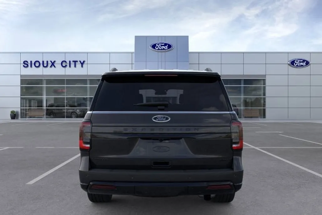 2024 Ford Expedition MAX Limited photo 1