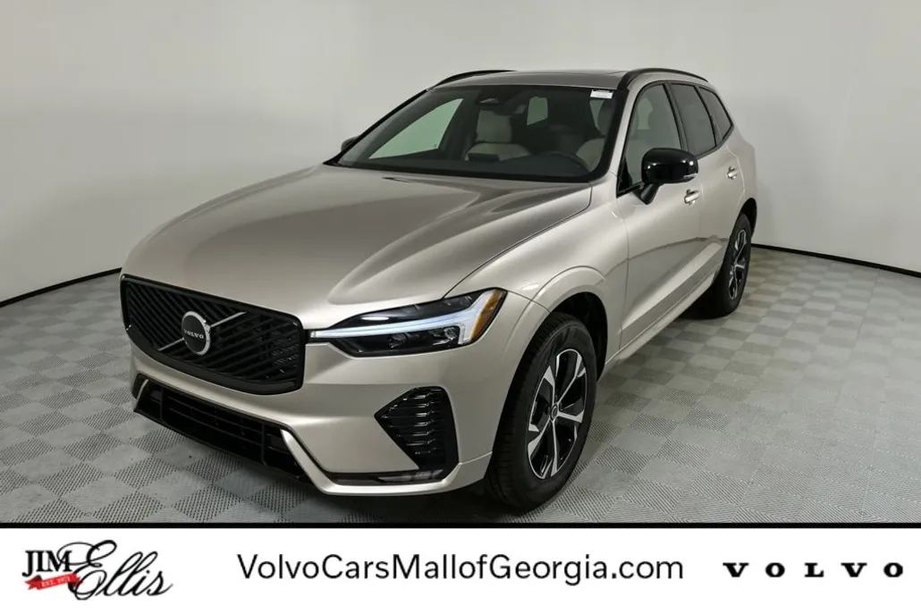 2026 Volvo XC60 B5 Core photo 1