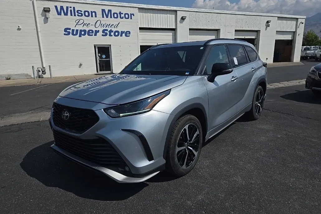2022 Toyota Highlander XSE photo 1