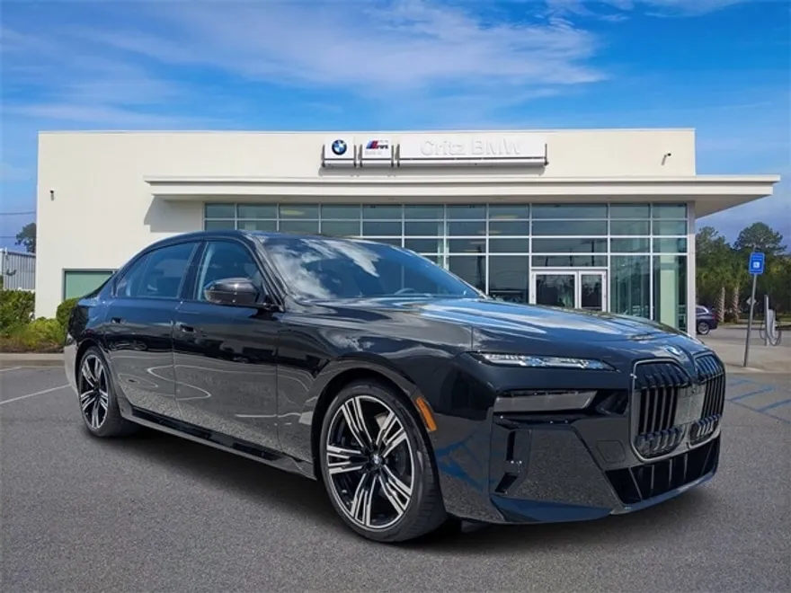 2025 Bmw 740i photo 1