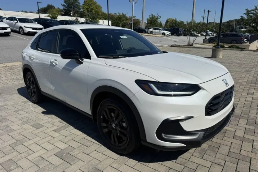 2026 Honda HR-V Sport photo 1