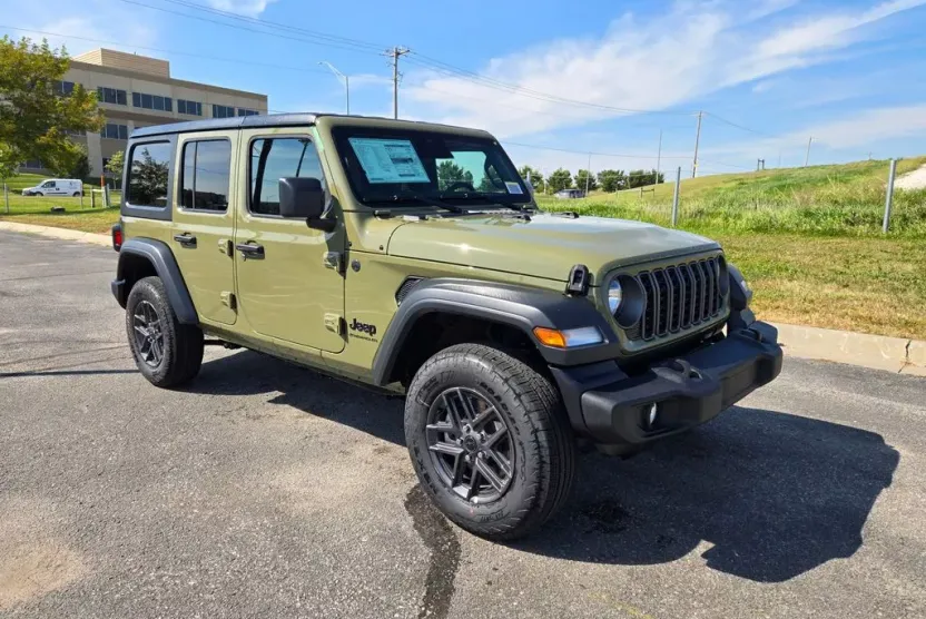 2025 Jeep Wrangler Sport S photo 1
