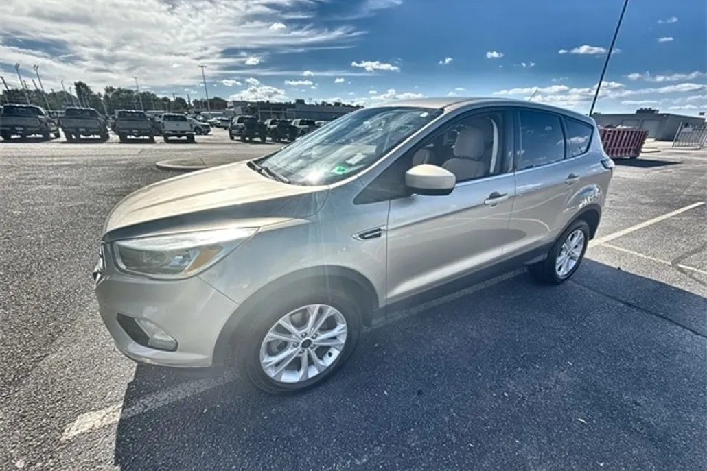 2017 Ford Escape SE photo 1