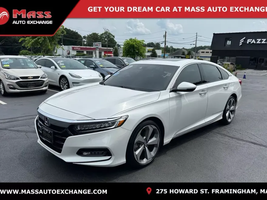2019 Honda Accord Touring 2.0T photo 1