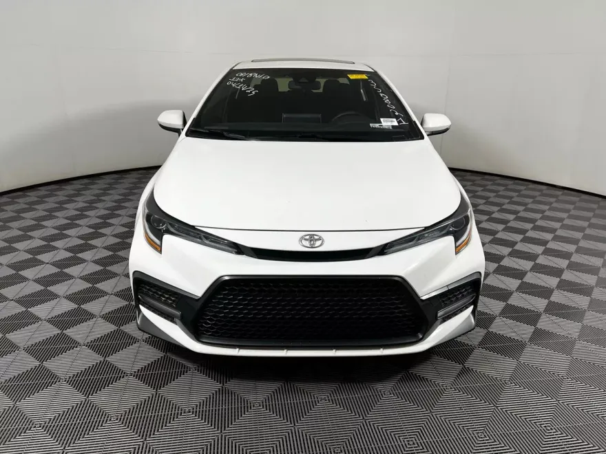2024 Toyota Corolla SE photo 1
