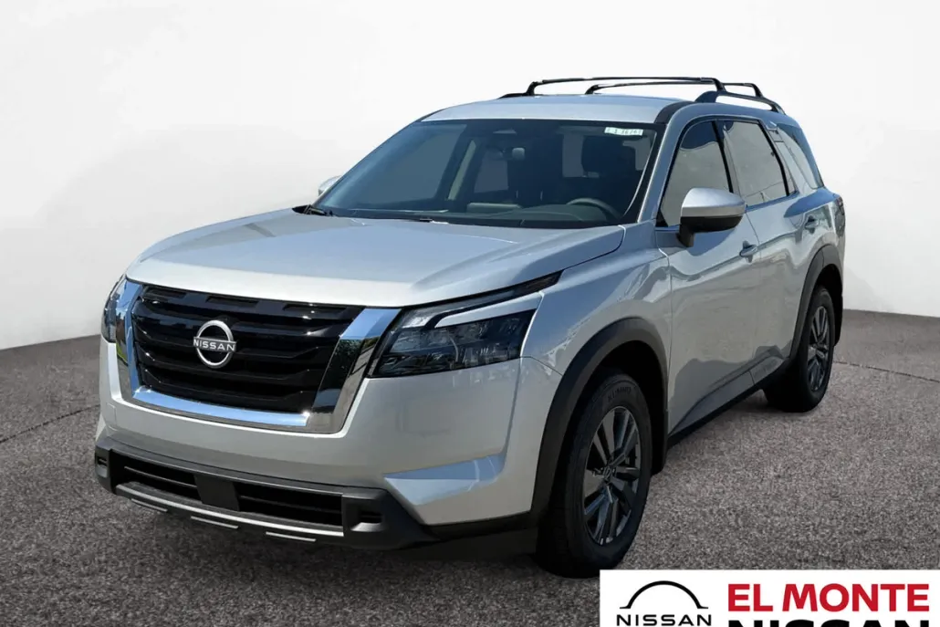 2025 Nissan Pathfinder SV photo 1