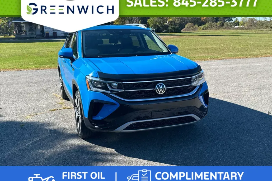 2022 Volkswagen Taos SEL photo 1