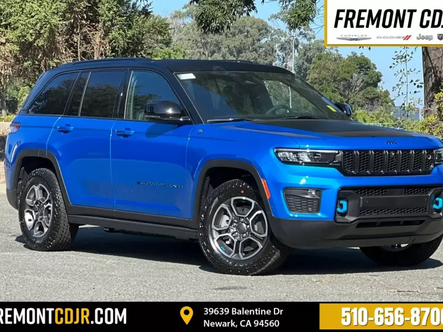 2023 Jeep Grand Cherokee Trailhawk 4xe photo 1