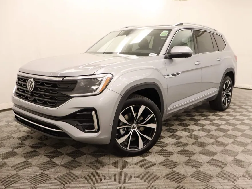 2025 Volkswagen Atlas SEL Premium R-Line photo 1