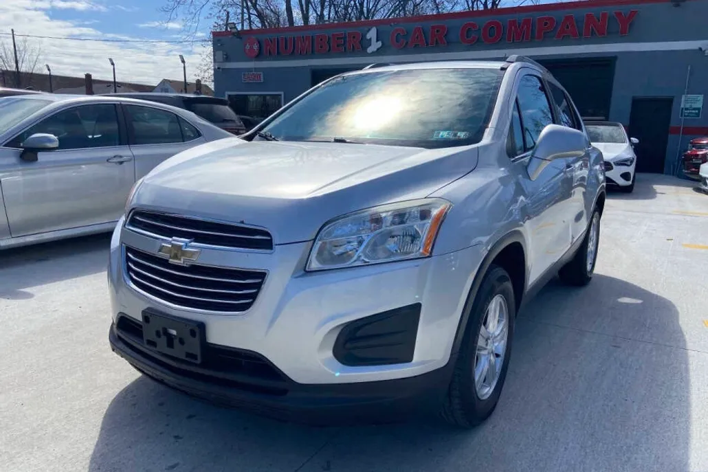 2016 Chevrolet Trax LT photo 1