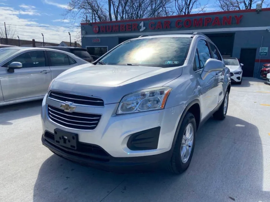 2016 Chevrolet Trax LT photo 1