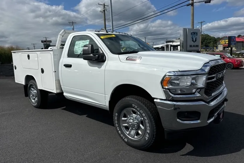 2023 Ram 2500 Tradesman photo 1