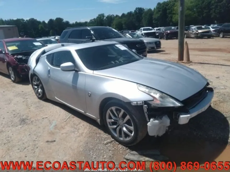 2014 Nissan 370Z photo 1