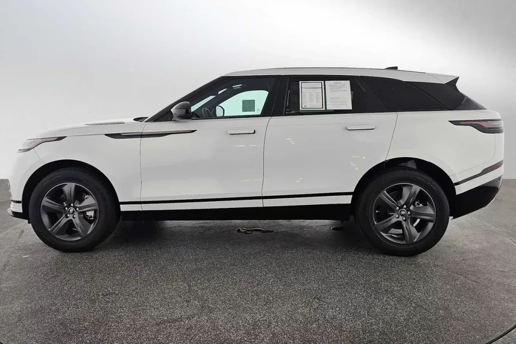 2025 Land Rover Range Rover Velar SE photo 1