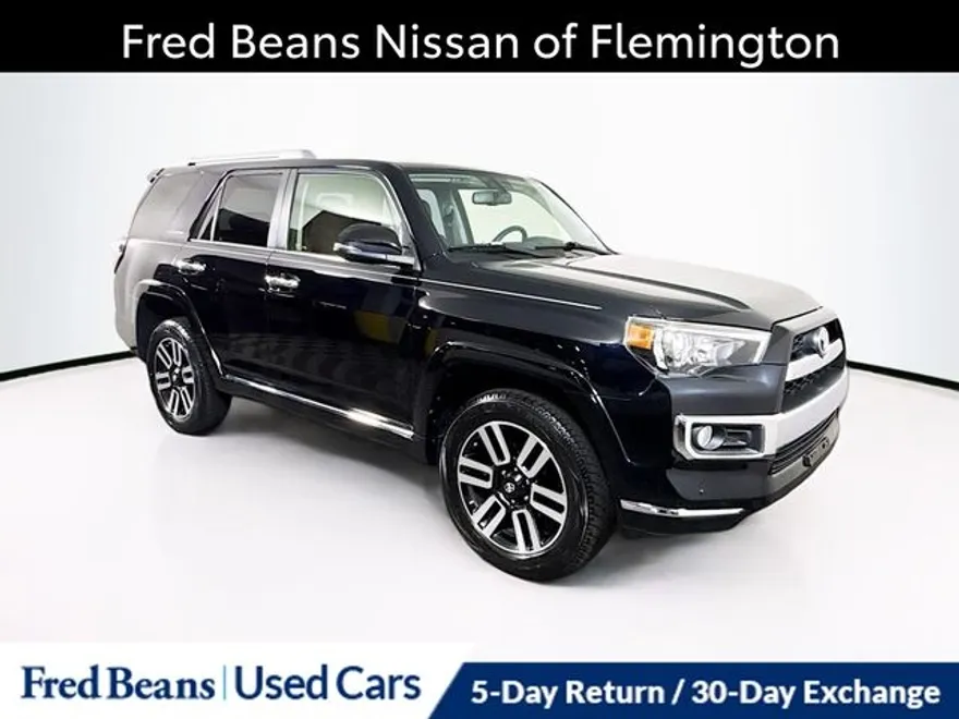 2018 Toyota 4Runner Limited photo 1