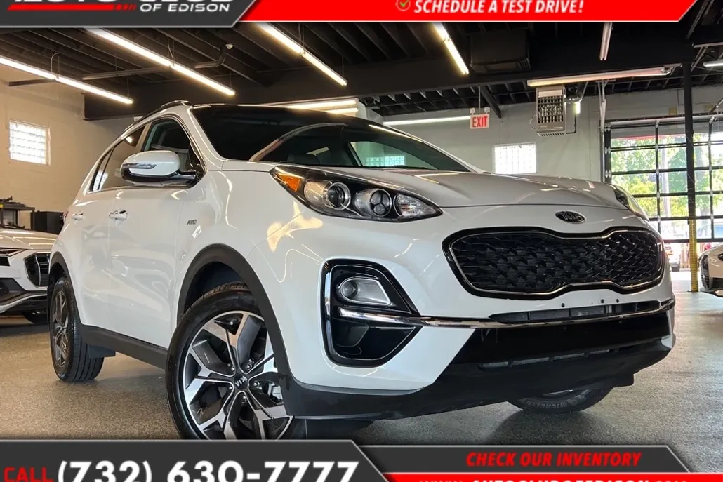 2022 Kia Sportage EX photo 1