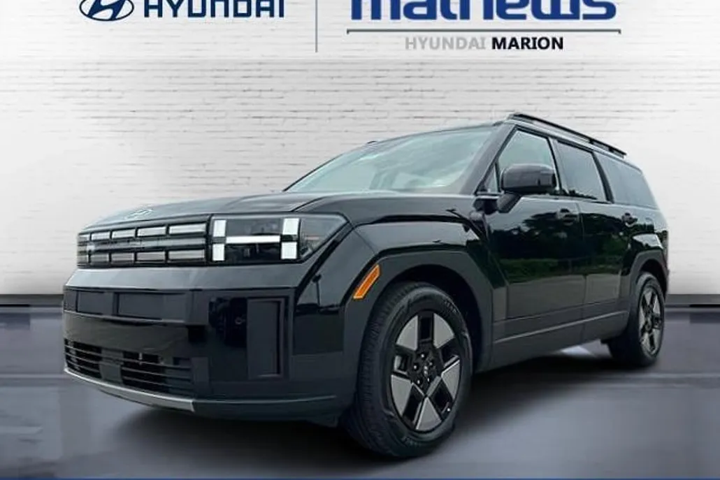 2026 Hyundai Santa Fe SEL photo 1