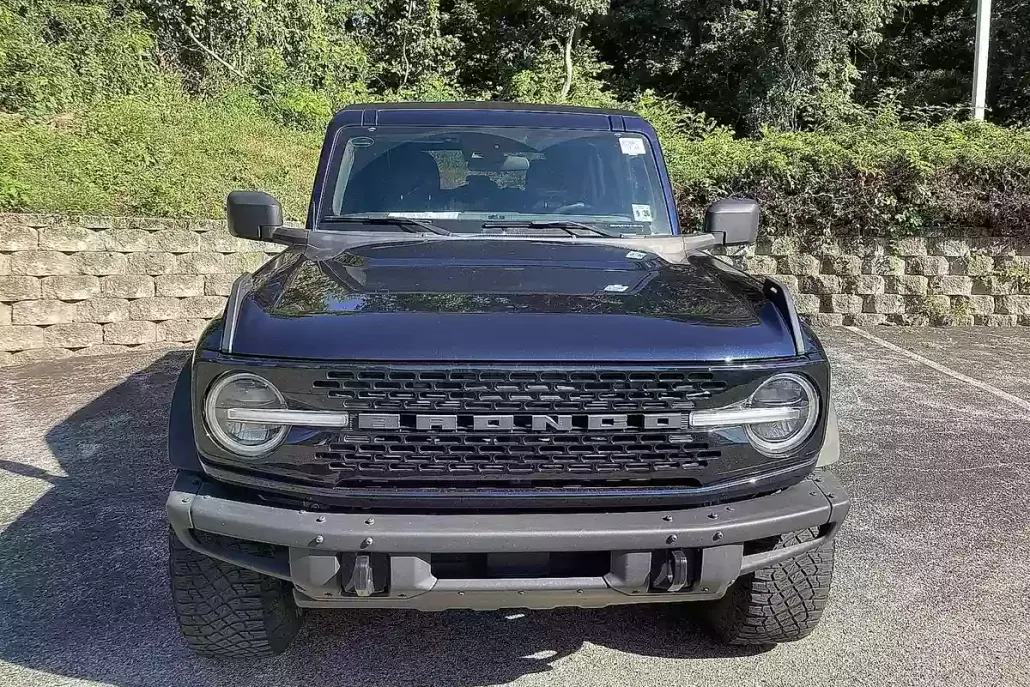 2021 Ford Bronco Base photo 1