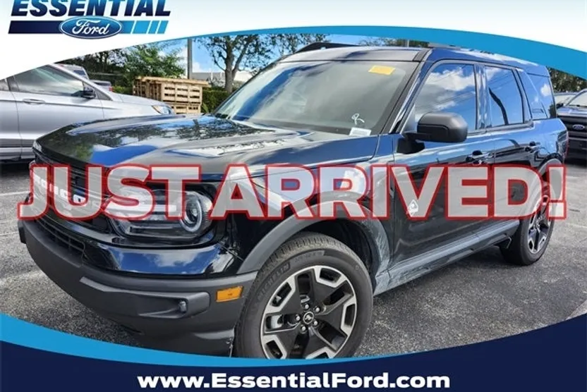 2023 Ford Bronco Sport Outer Banks photo 1