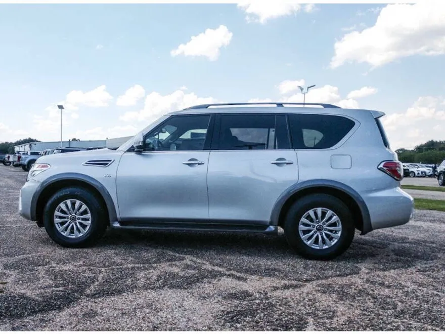 2020 Nissan Armada SV photo 1