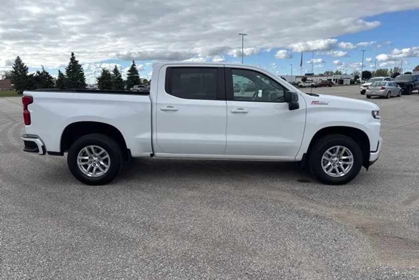 2021 Chevrolet Silverado 1500 RST photo 1