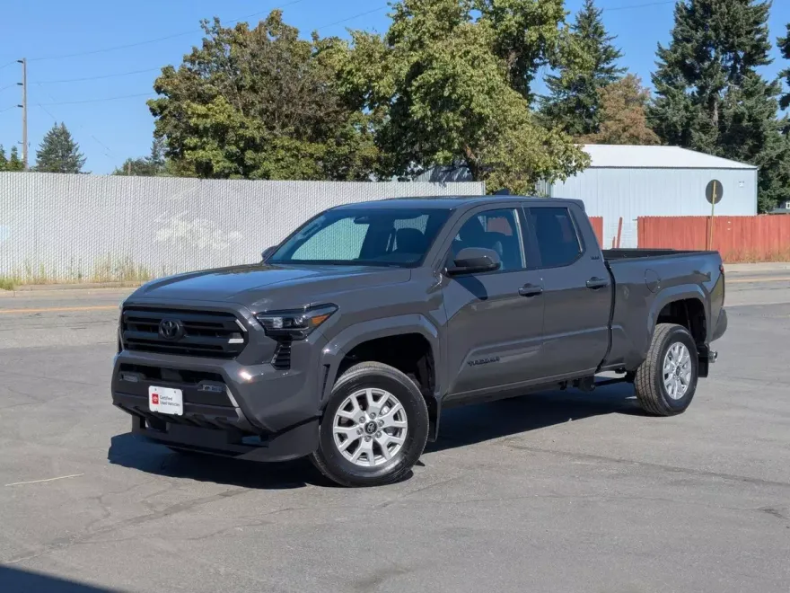 2025 Toyota Tacoma SR5 Double Cab photo 1