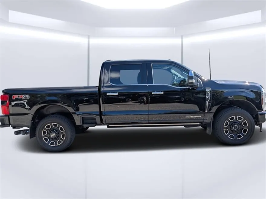2024 Ford F-250 photo 1