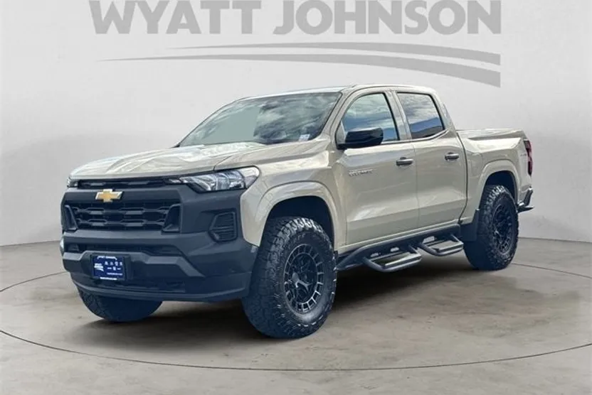 2023 Chevrolet Colorado Work Truck photo 1