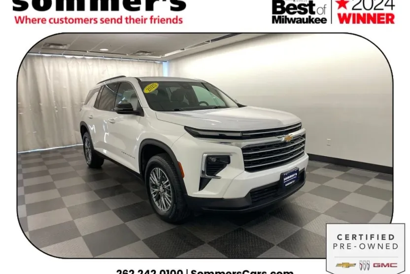 2025 Chevrolet Traverse 2LT photo 1