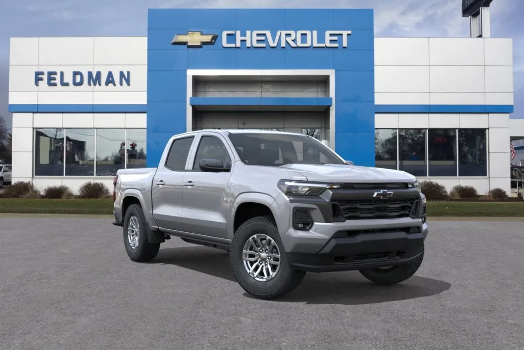 2026 Chevrolet Colorado LT photo 1