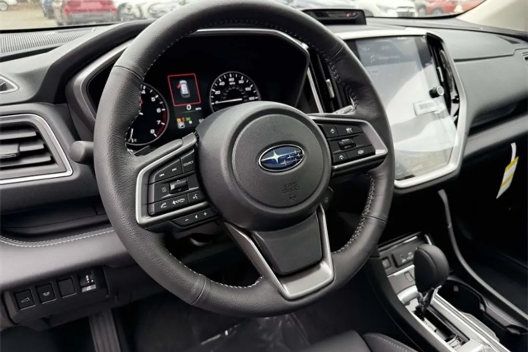 2025 Subaru Ascent Limited photo 1