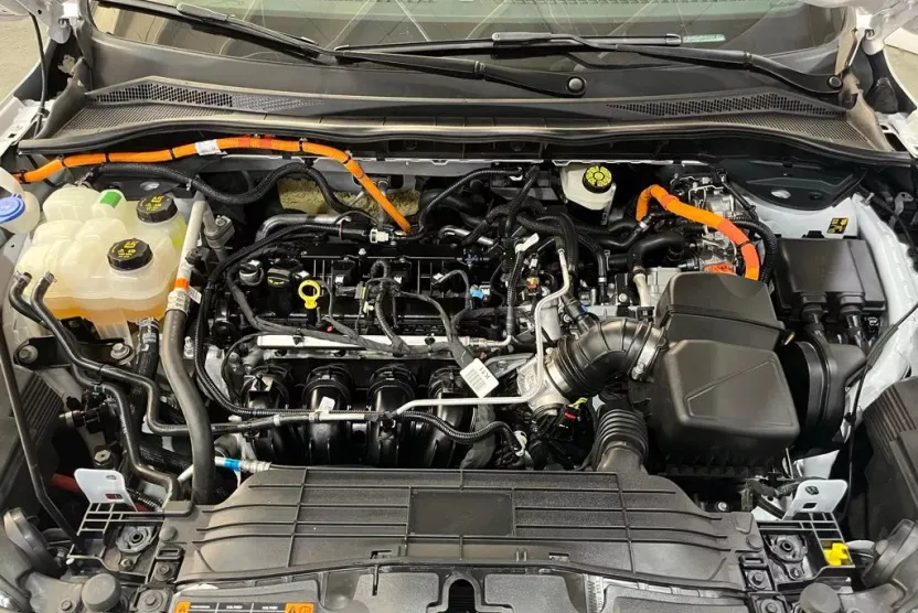 2022 Ford Escape Hybrid SE photo 1