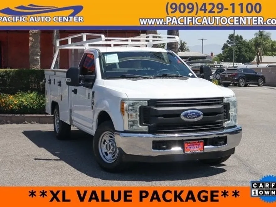 2017 Ford F-250 XL photo 1