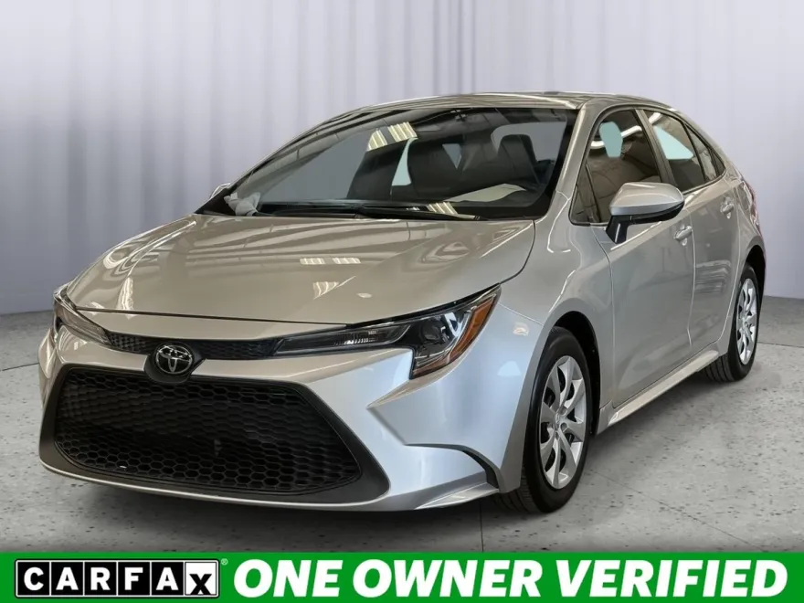 2023 Toyota Corolla LE photo 1