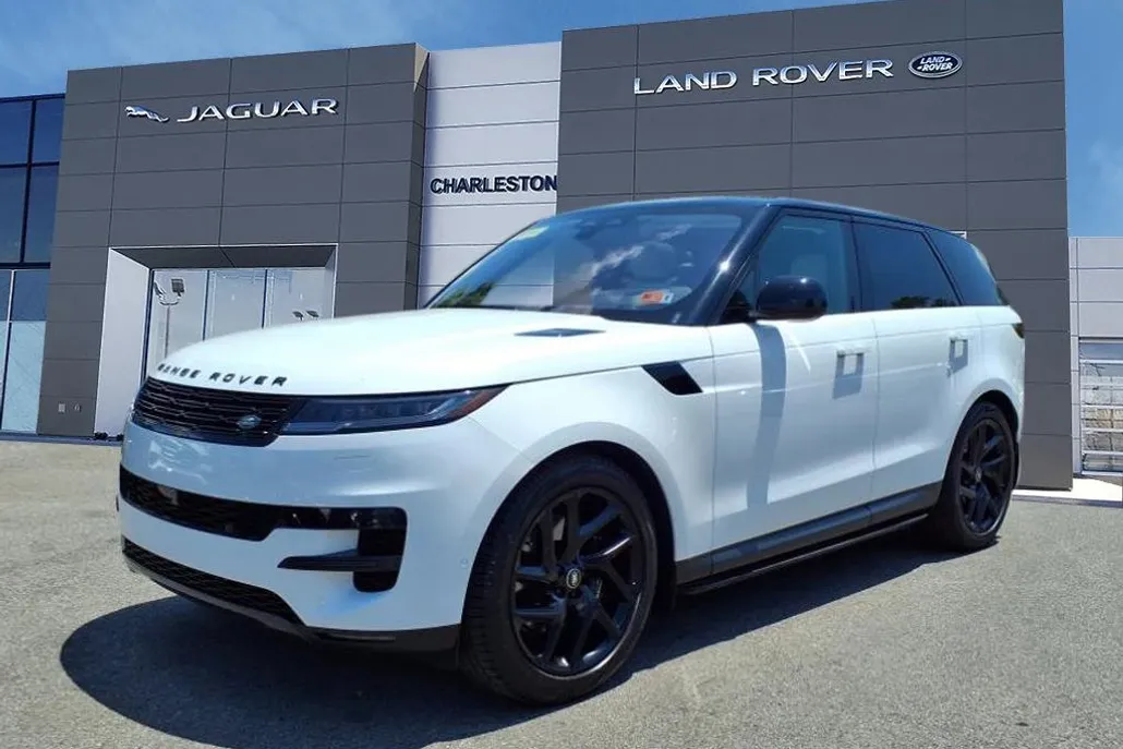 2023 Land Rover Range Rover Sport SE photo 1