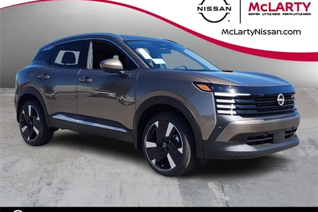 2025 Nissan Kicks SR photo 1
