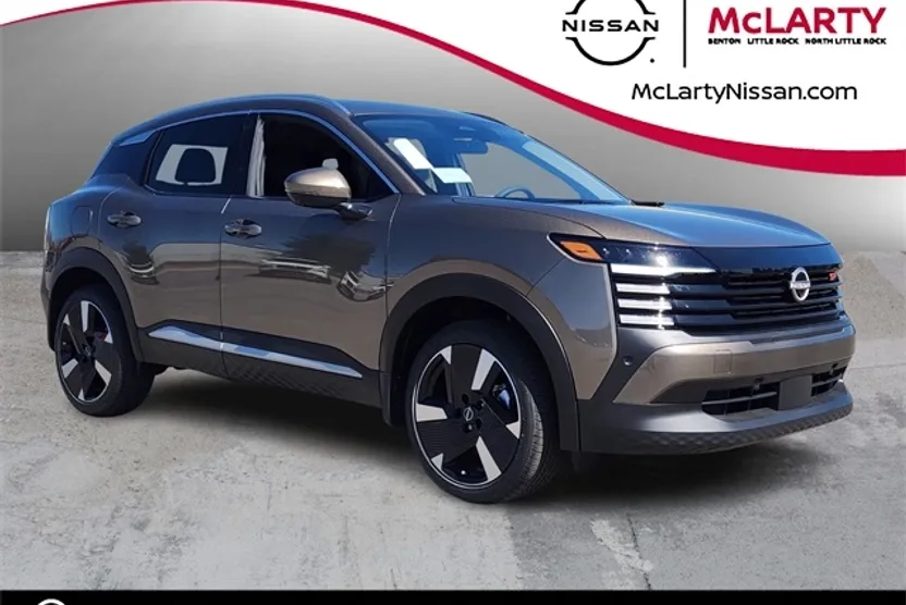 2025 Nissan Kicks SR photo 1