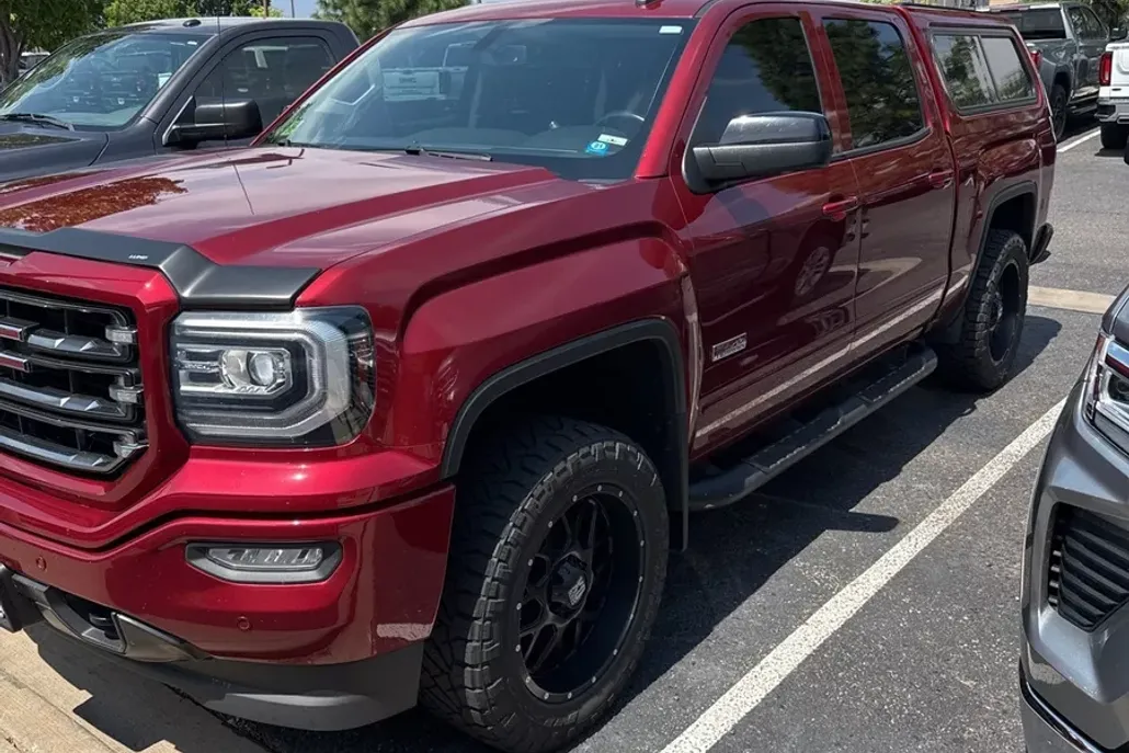2018 Gmc Sierra 1500 SLT photo 1