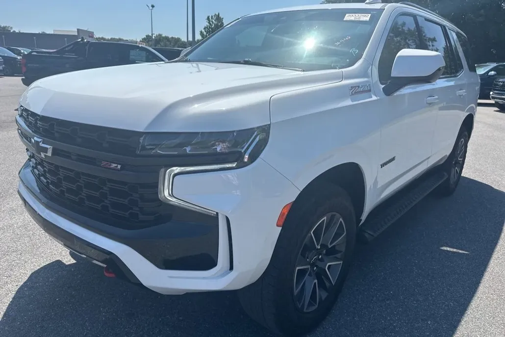 2024 Chevrolet Tahoe Z71 photo 1