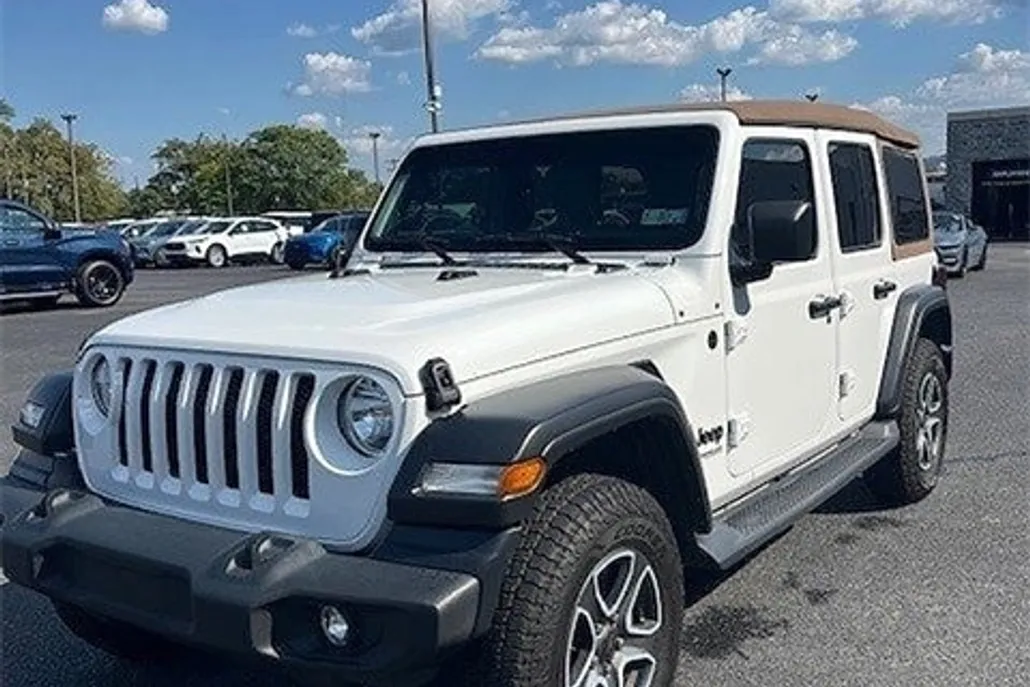 2020 Jeep Wrangler Unlimited High Altitude photo 1