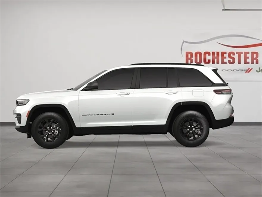2025 Jeep Grand Cherokee Altitude photo 1