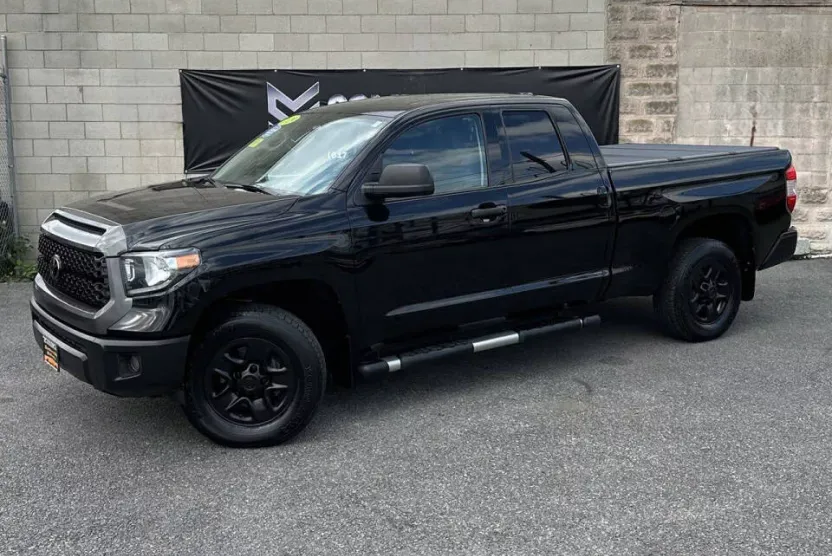 2019 Toyota Tundra SR5 Grade photo 1