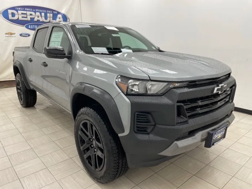 2025 Chevrolet Colorado Trail Boss photo 1