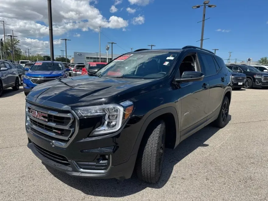 2024 Gmc Terrain AT4 photo 1