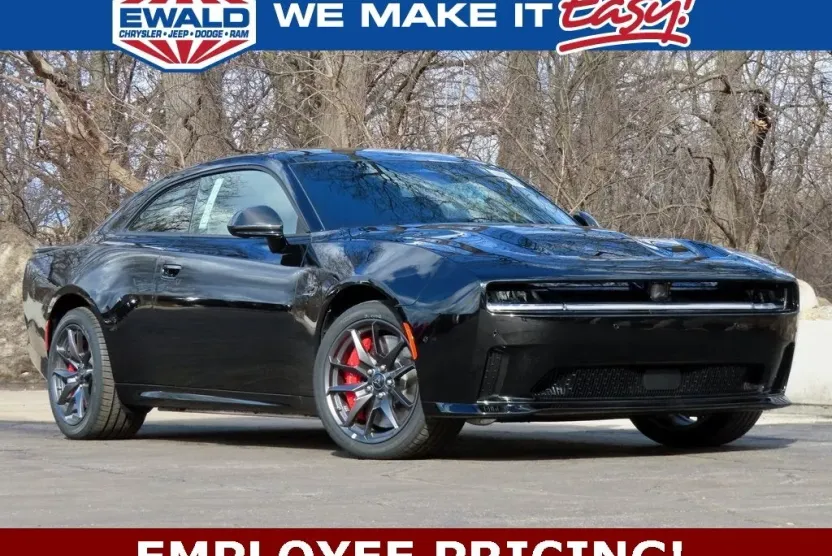 2024 Dodge Charger R/T Scat Pack AWD photo 1