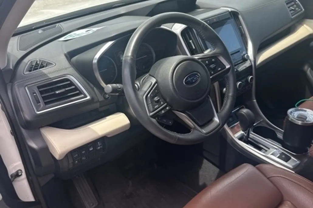 2020 Subaru Ascent Touring photo 1