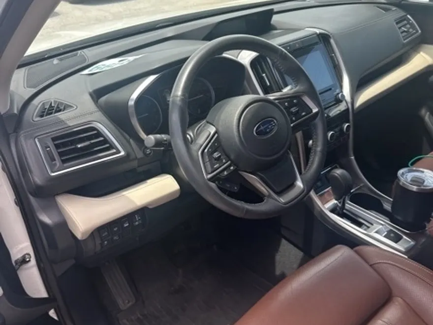 2020 Subaru Ascent Touring photo 1