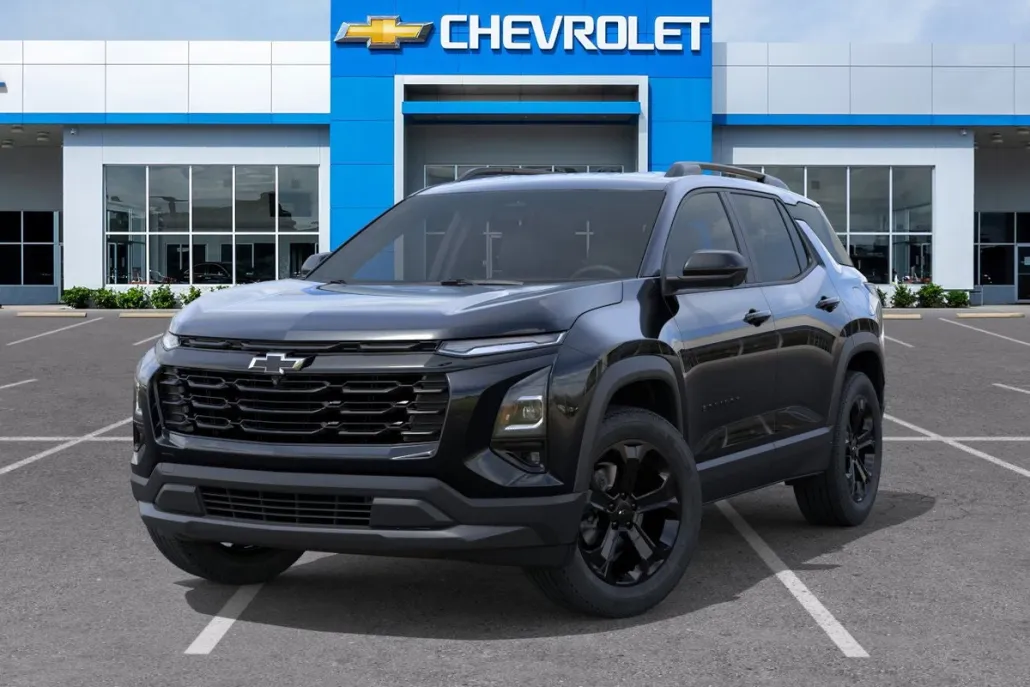2025 Chevrolet Equinox LT photo 1